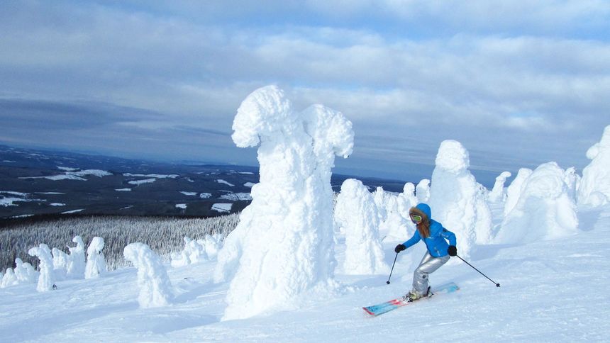 skiing snow ghosts Big White