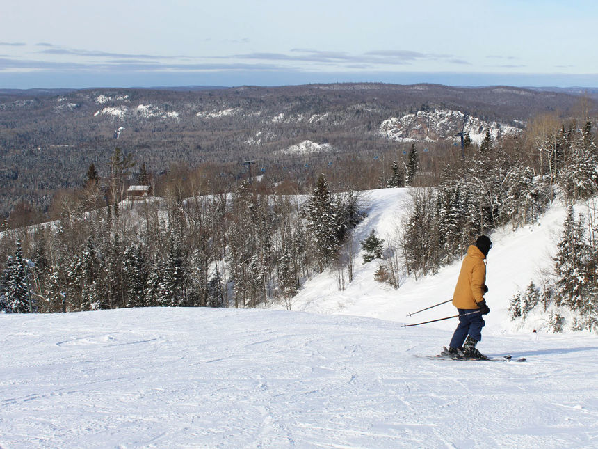 7 Best Ski Resorts in Ontario, 2022
