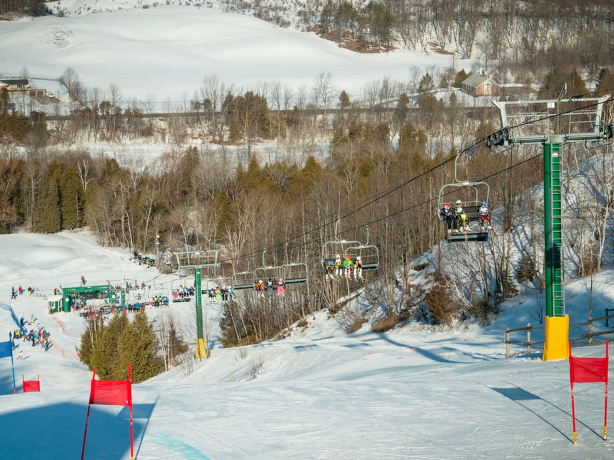 The 5 Best Ski Resorts Near Toronto, 2023/24