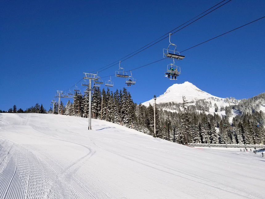 6 Best Ski Resorts in Oregon, 2023/24